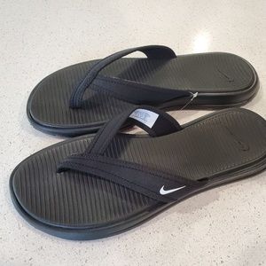 New nike sandals